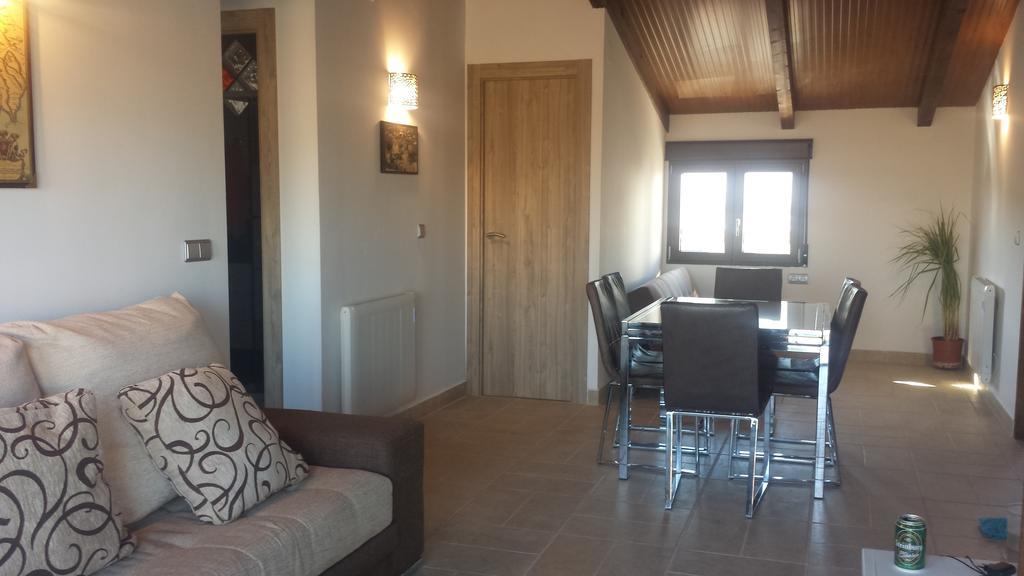Apartamentos La Vega De Granada Ambroz Esterno foto