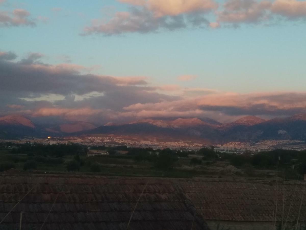 Apartamentos La Vega De Granada Ambroz Esterno foto